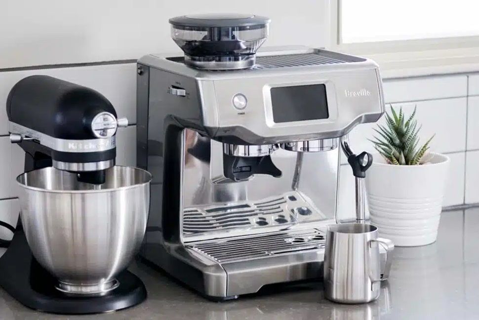 Breville Juicer: Unleash Flavor with the Juice Master
