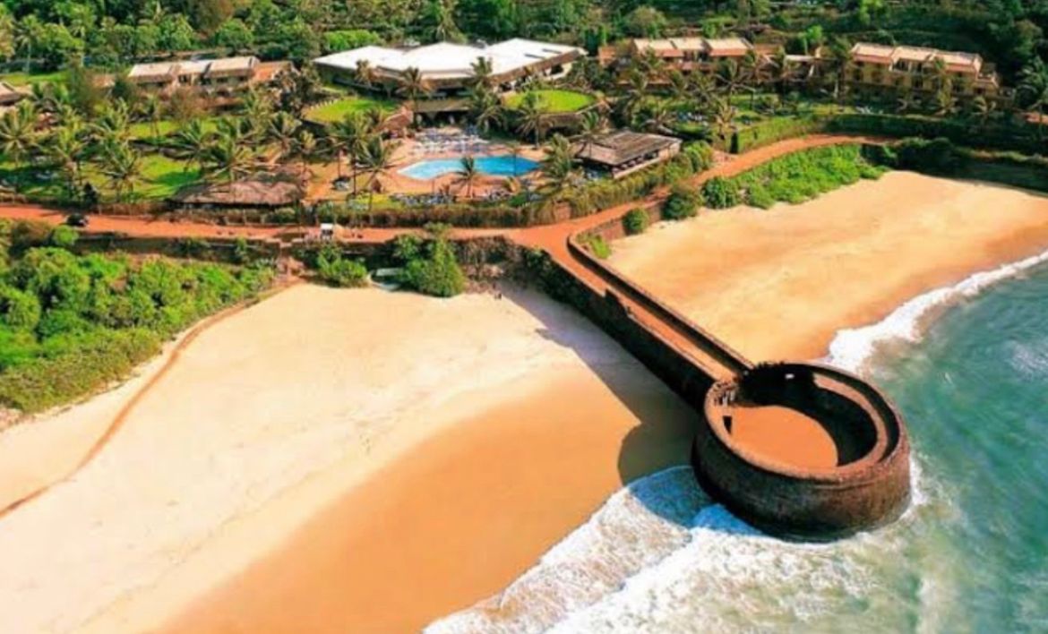 Sinquerim Beach