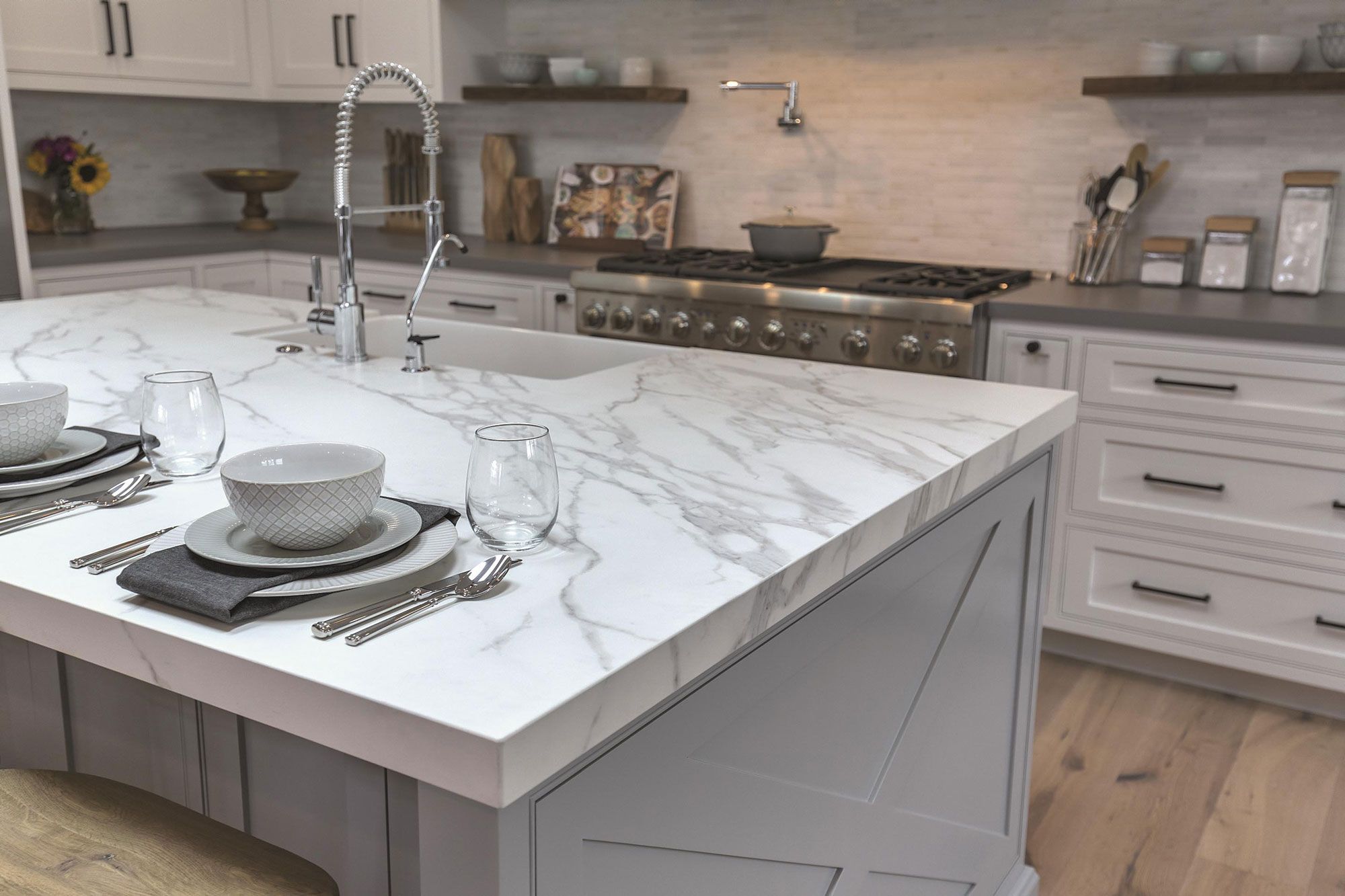 Pros and Cons of Porcelain Countertops