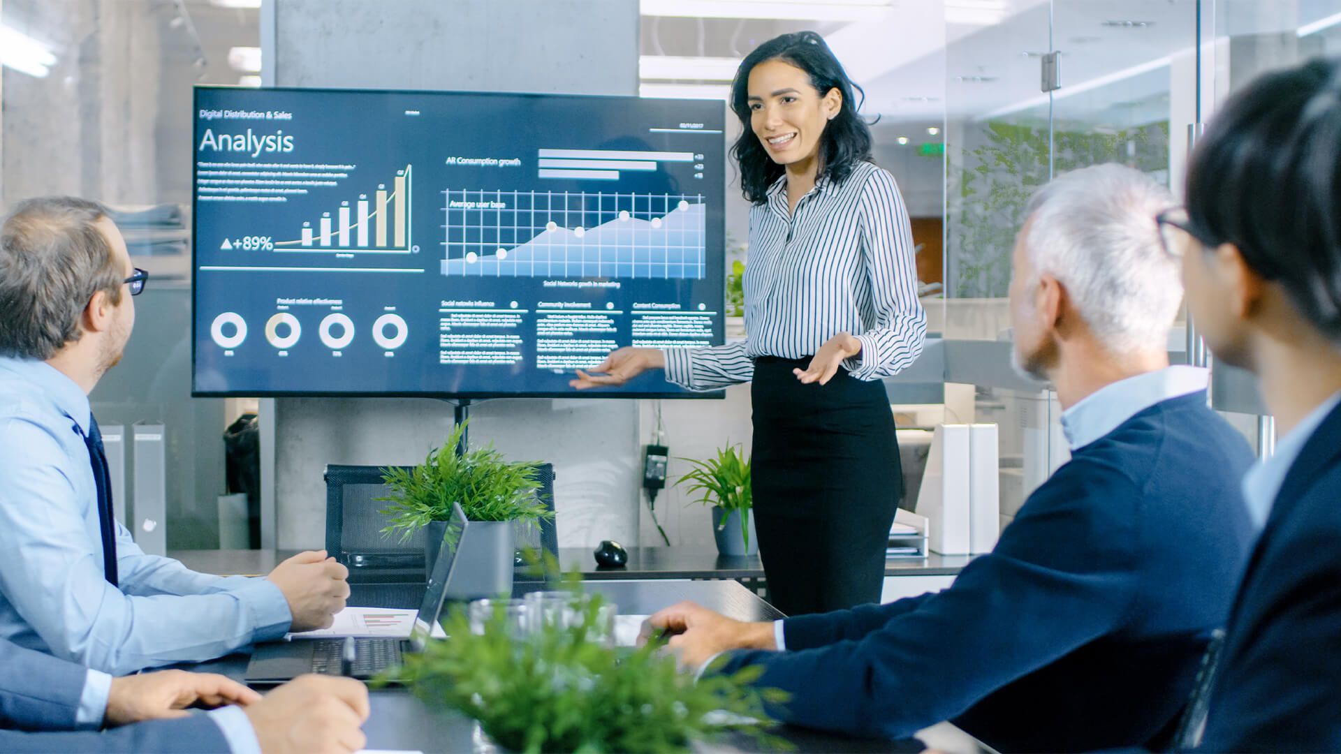 Professional PowerPoint Help When You Need It Most