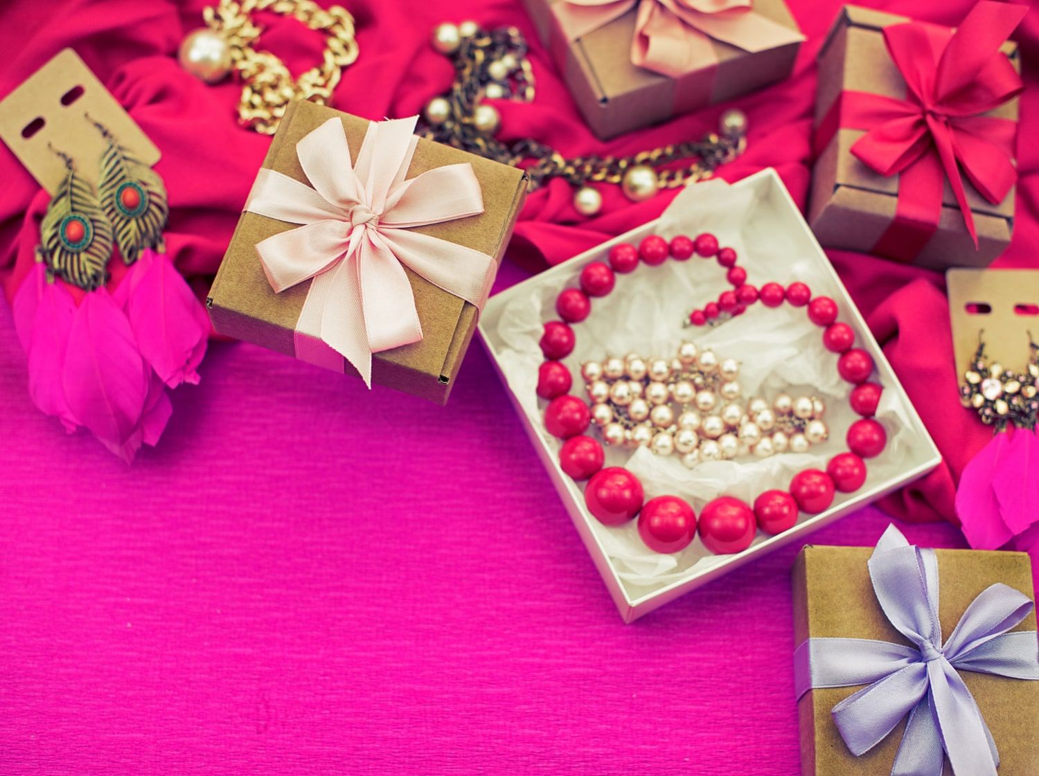 How to Choose Jewellery shop in Kolkata for Anniversaries and Special Events