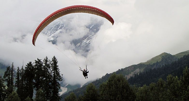 Paragliding in Manali - Best Adventure