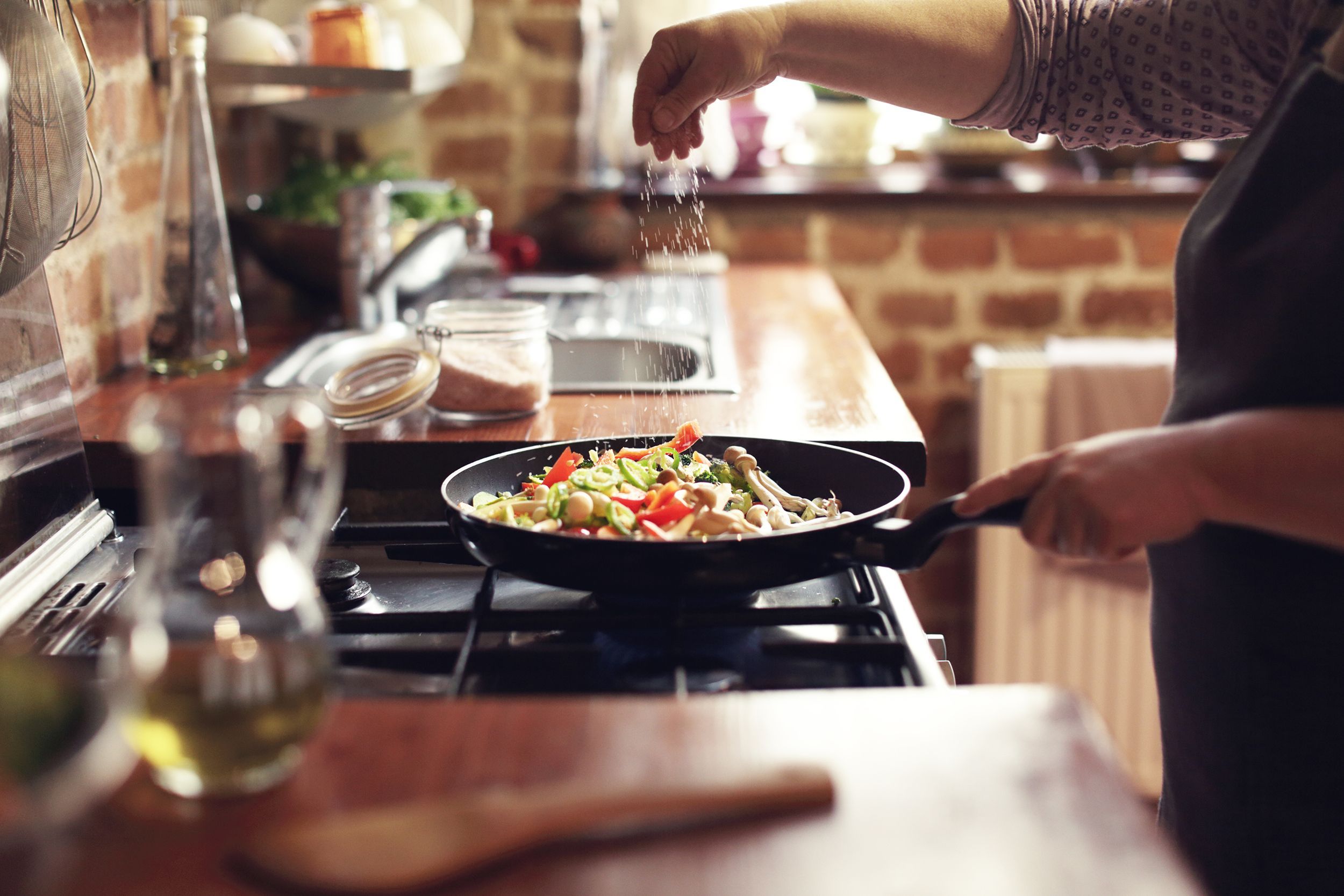 Get Cooking: The Ultimate Guide to Air Fryers