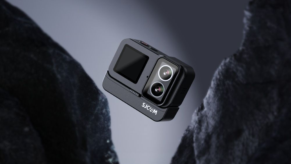 Battle of Perspectives: Video Camera vs. Action Camera
