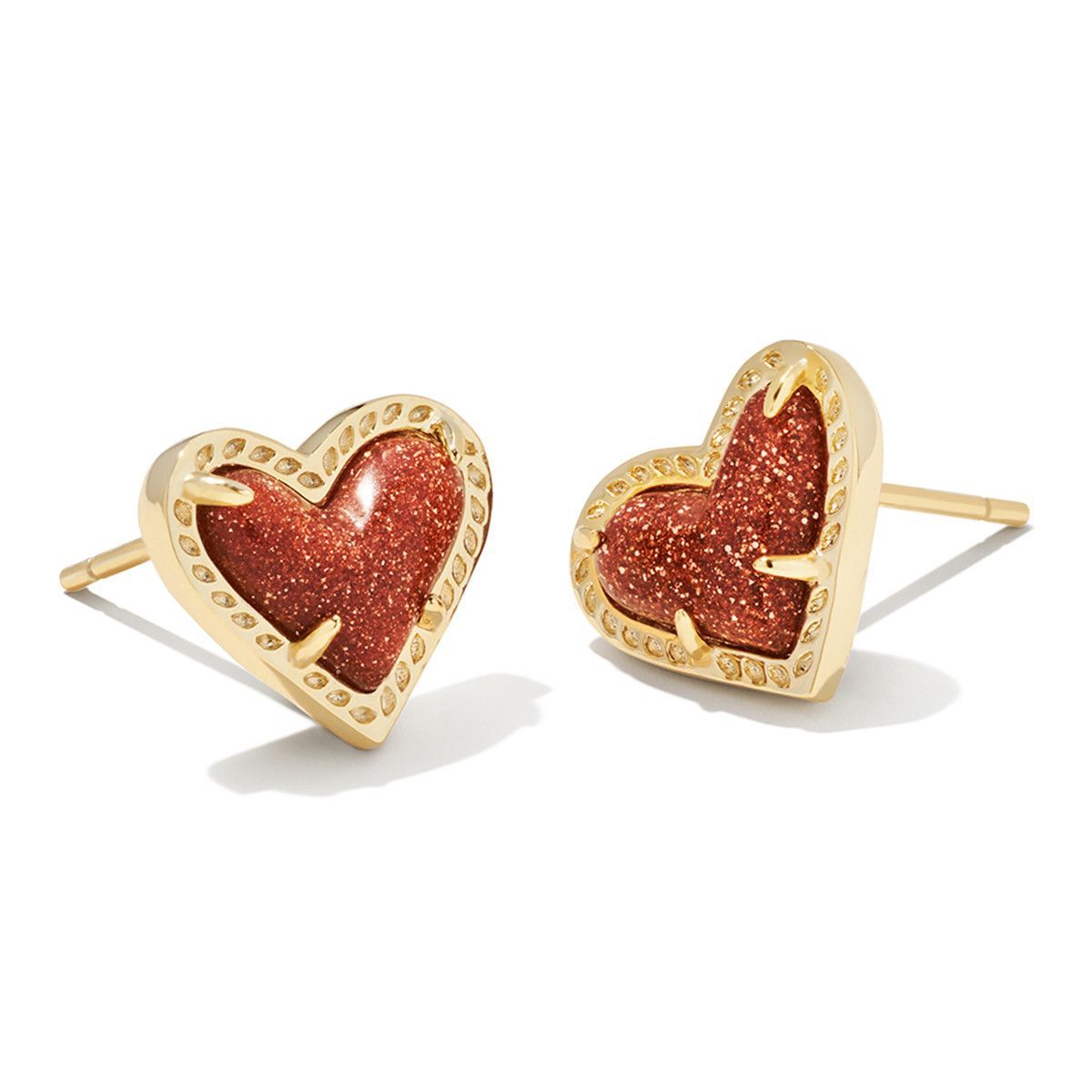 How to Enhance Your Look With a Heart Goldstone Stud Earring?