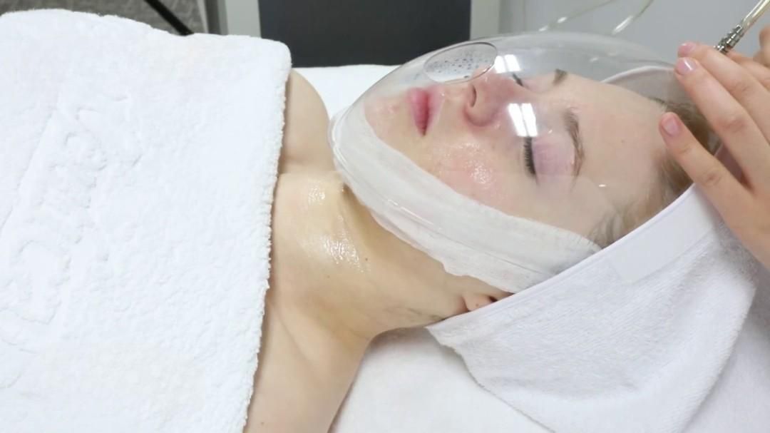 Instant Glow Oxygen Facial in Islamabad