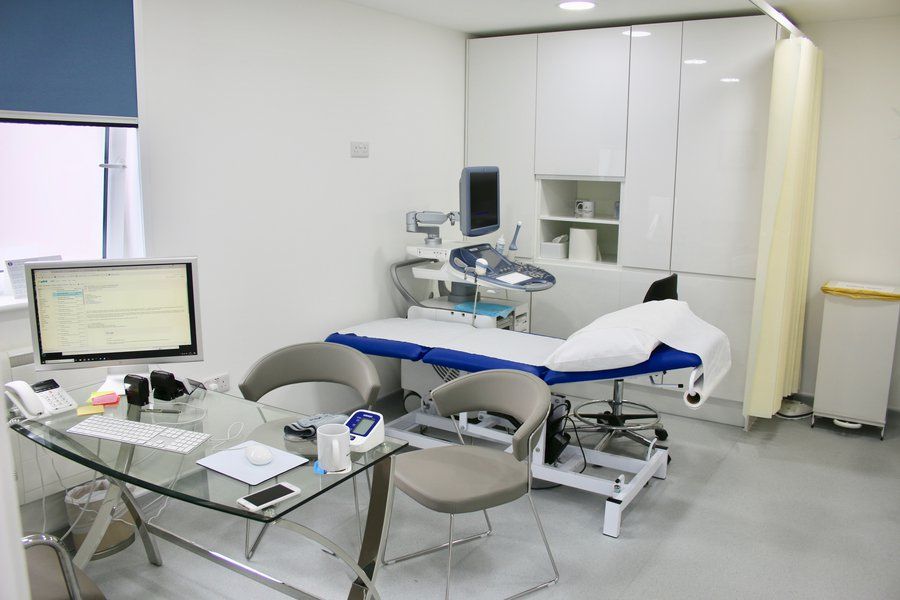 Top 7 Benefits of Visiting a Private GP Clinic