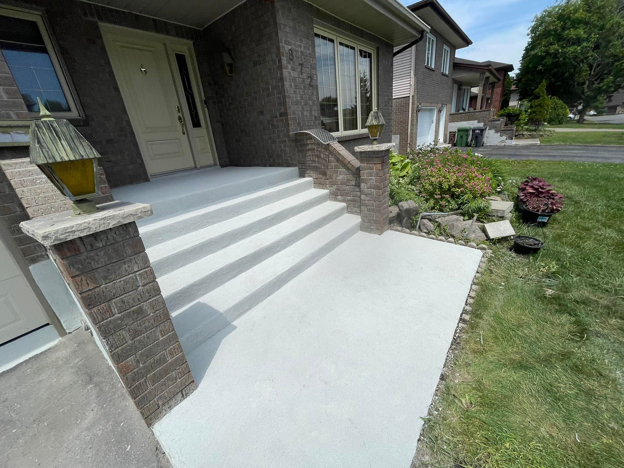 When to Use Cement vs. Concrete: A Guide for Stairways and Garage Floors