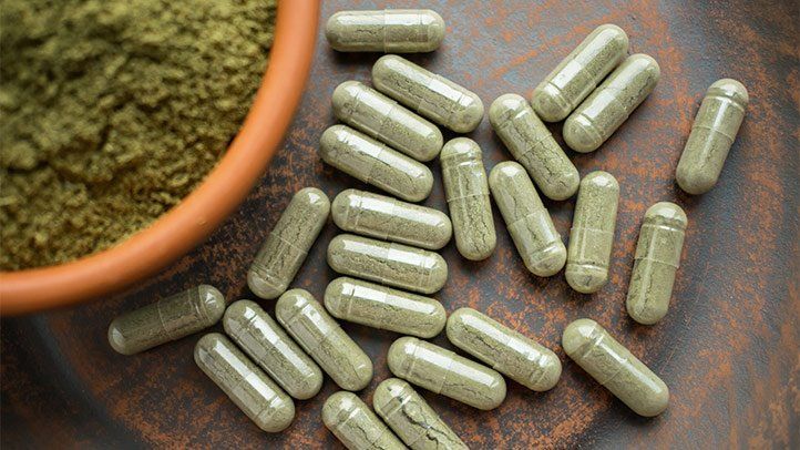 Kratom Capsules vs. Powder: Which Is Right for You?