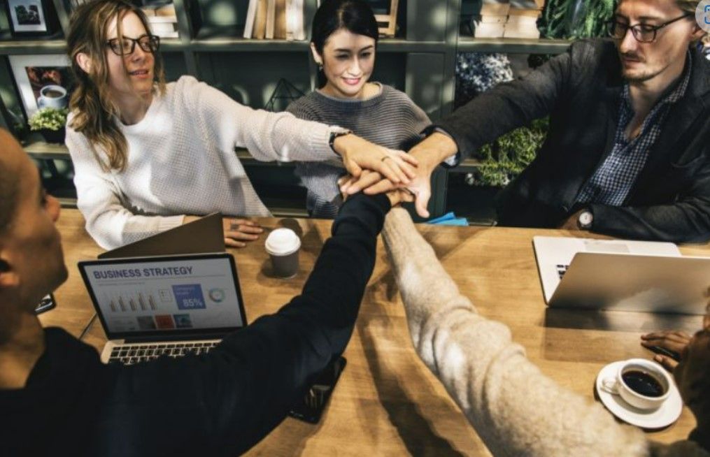What to Choose Between Startup or Corporate After Just Graduated?