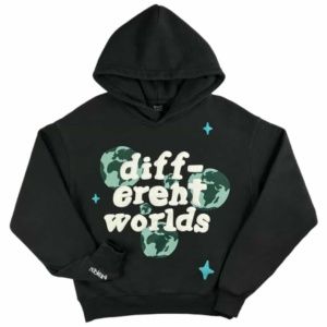 Why Are SP5DER and Broken Planet Hoodies the Must-Have Streetwear Pieces of the Season