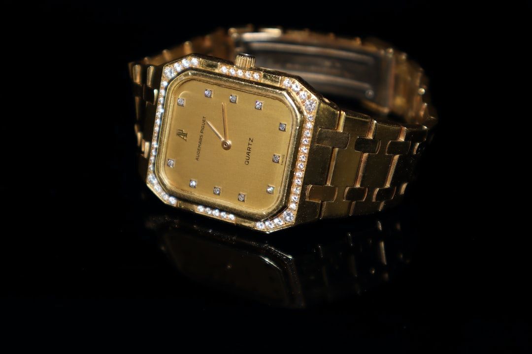 Dazzling Elegance: Unveiling the Allure of Diamond Watches