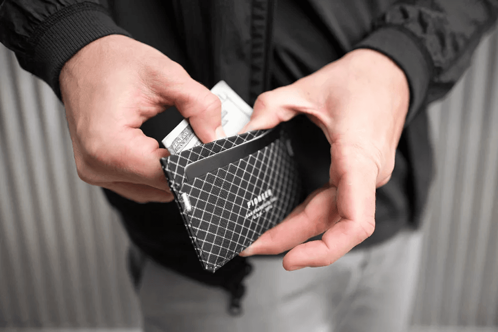 Men's Wallets: Styles, Materials, and Features
