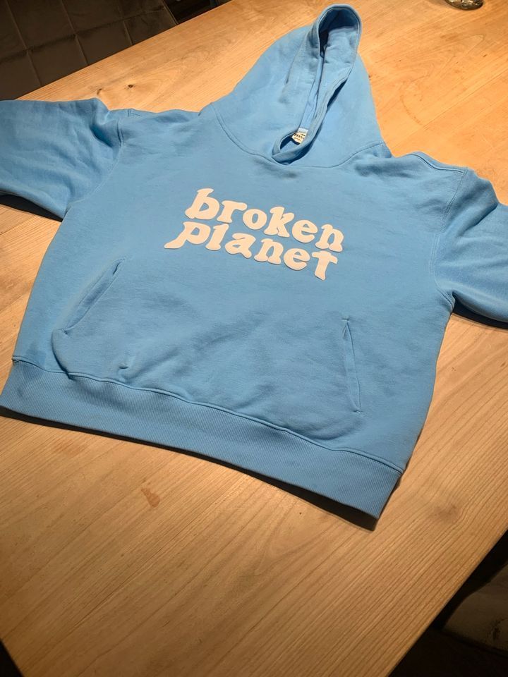 Step Into the Revolution: Broken Planet Market's Bold Streetwear