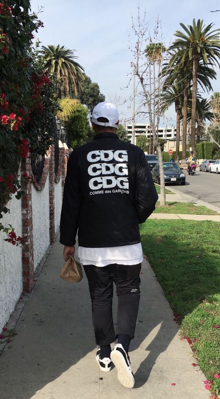 Important facts about Comme des Garcons brand history