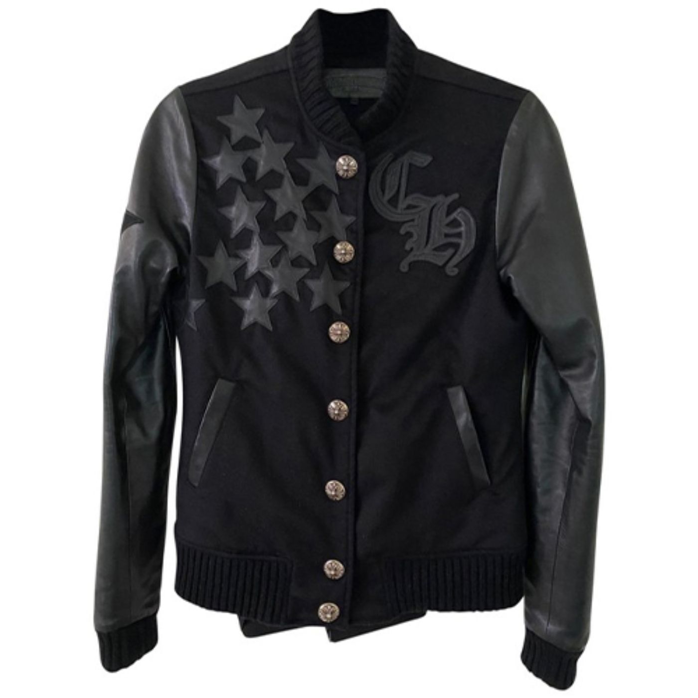 What makes Chrome Hearts designs stand out today