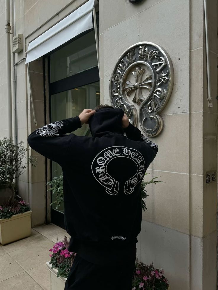 Signature Chrome Hearts Hoodie Details