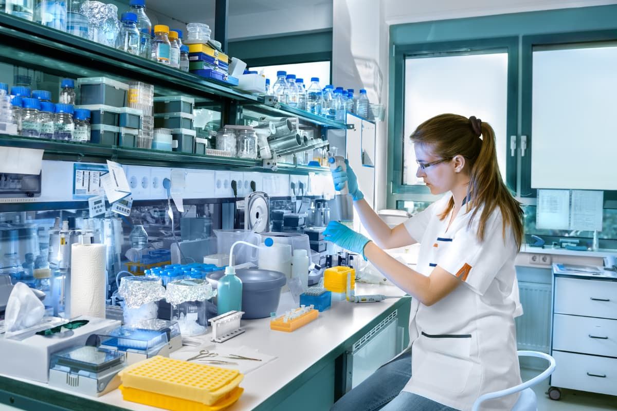 Global Clinical Laboratory Services Market Size, Share, Analysis