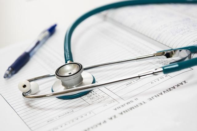 Doctor to See for Chest Pain – Your Quick Guide to Instant and Specialist Consultation in Ahmedabad