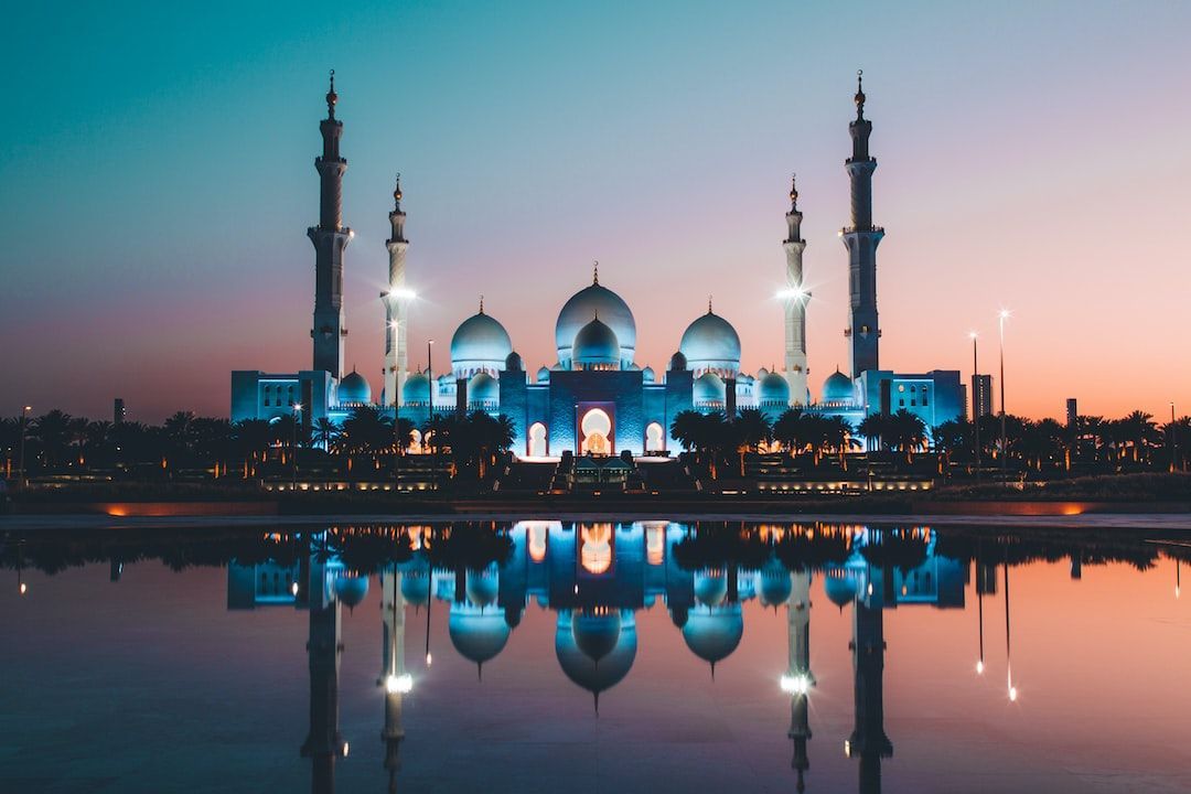 Most Beautiful and Elegant Mosques in the World