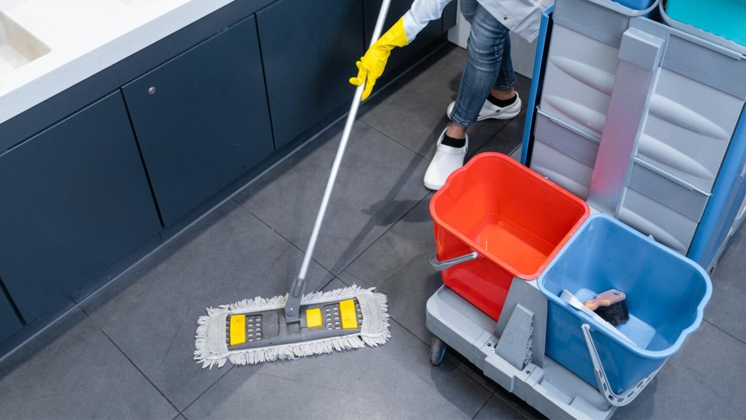 Day Porter Services: Keeping Your Business Clean and Presentable All Day