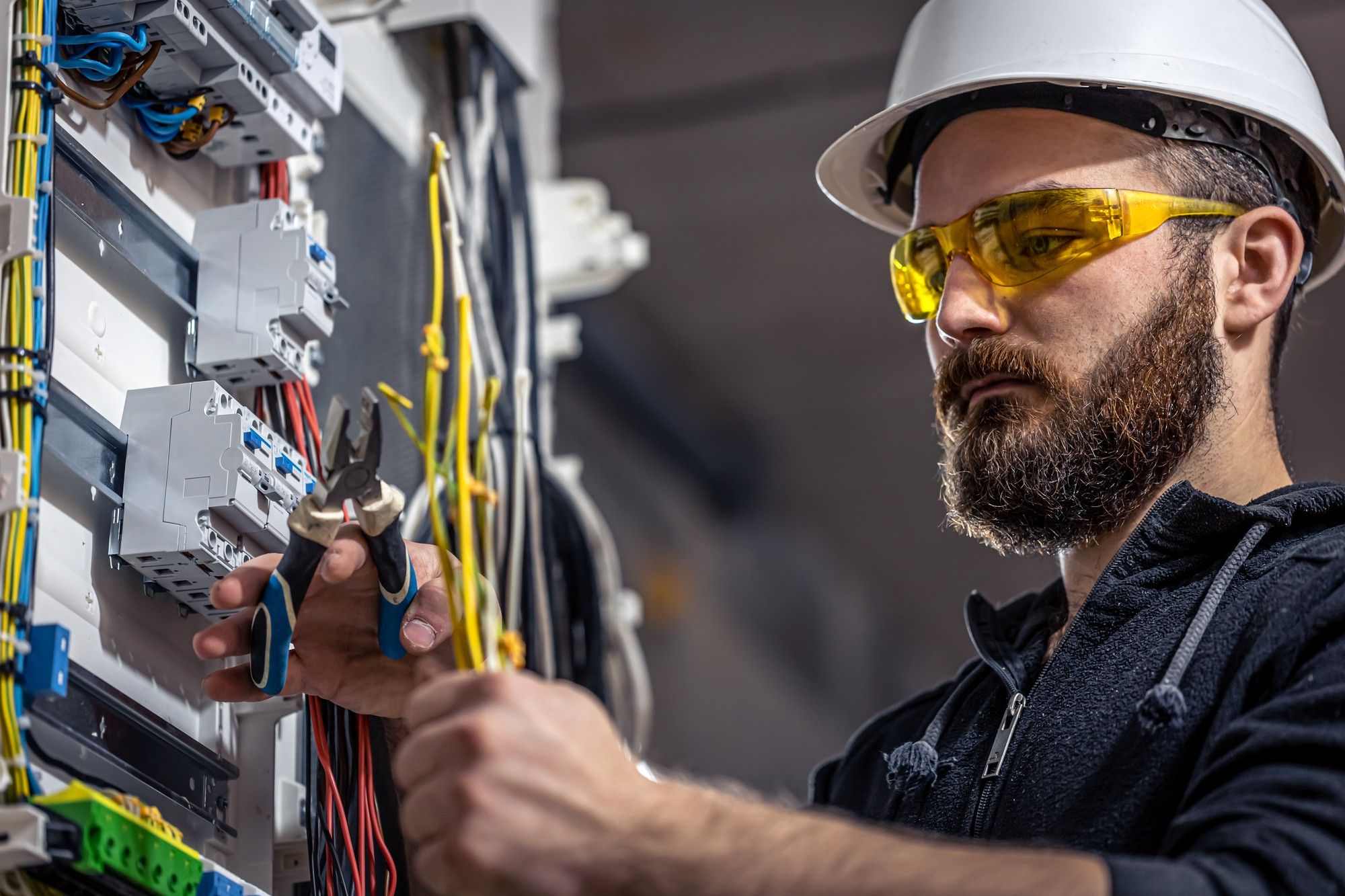Electrician Near Me – Reliable Electrical Help When You Need It Most
