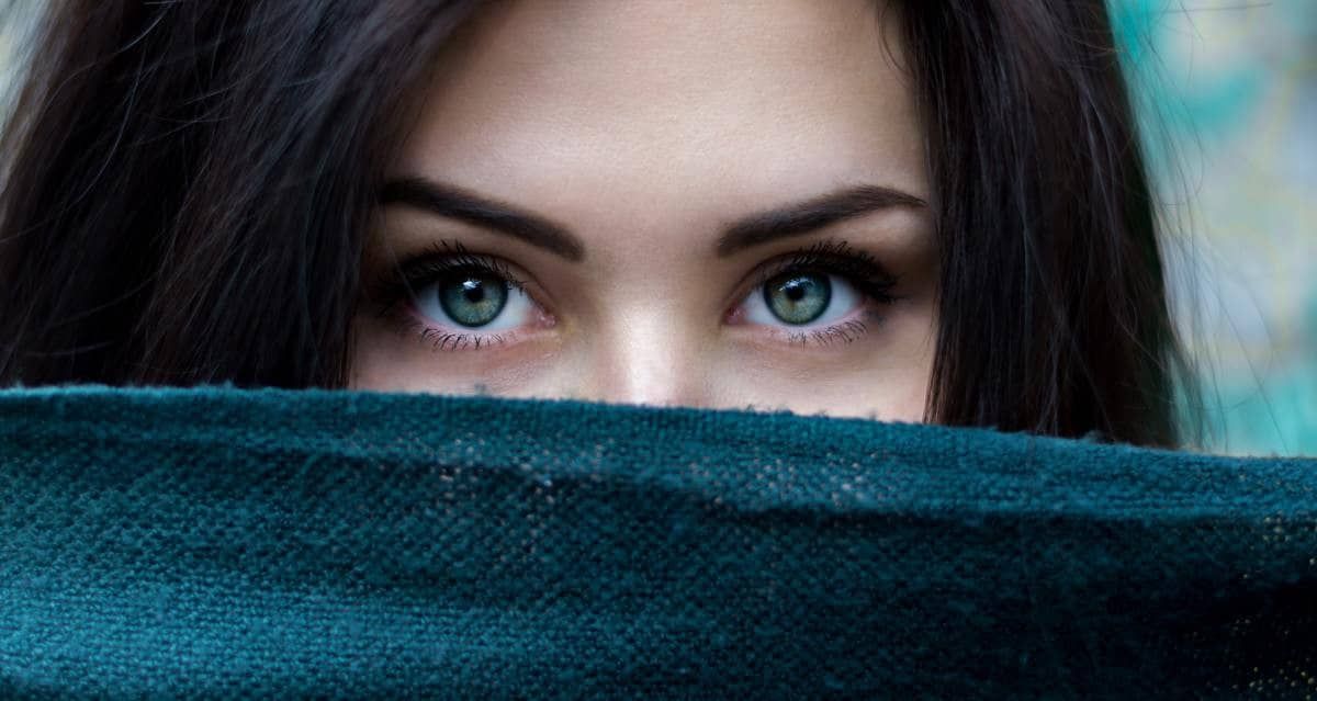 10 Hidden Signs that an INFJ Girl is Into You