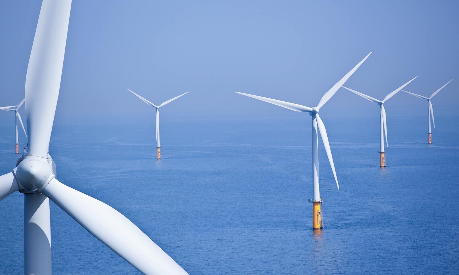 Floating Wind Turbine Market Growth, Share & Forecast Report