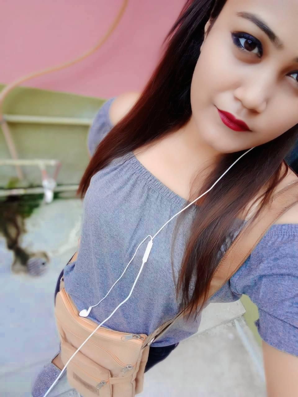 Extraffairs: Night of Passion - Experience a Tingling Overnight Date with Your Call Girl in Noida