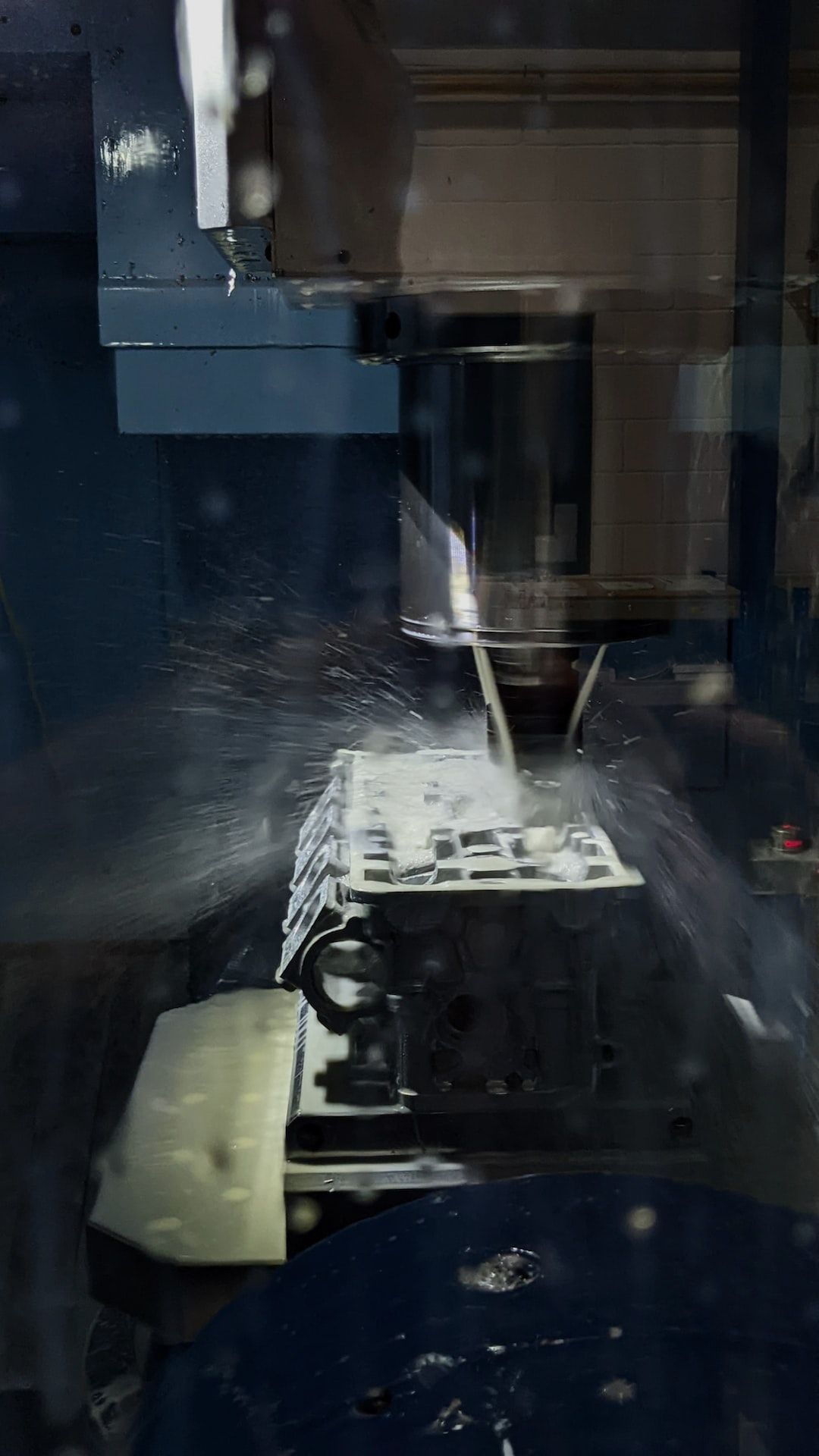 Precision and Efficiency Drive Milling Machines Market