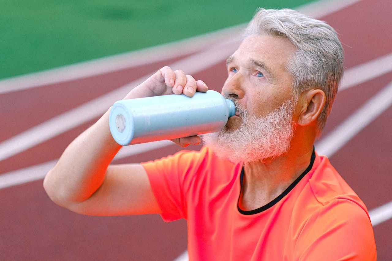 Different Ways to Clean Water Bottles