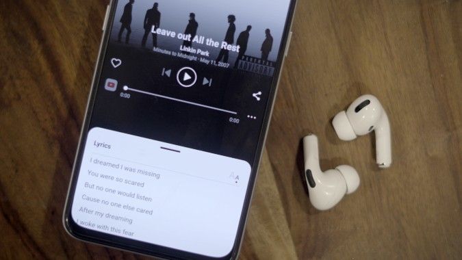 The 7 Best Websites to Find Song Meanings and Interpretations