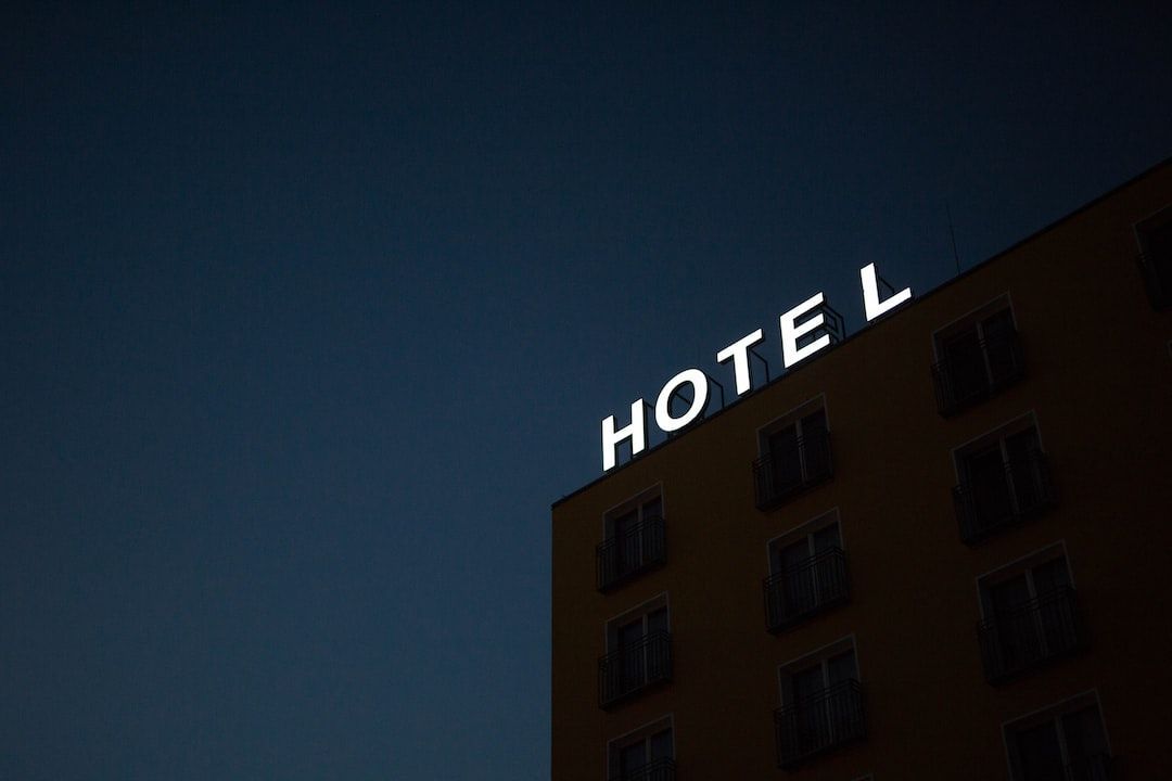 Educate Yourself in the World of Hotels