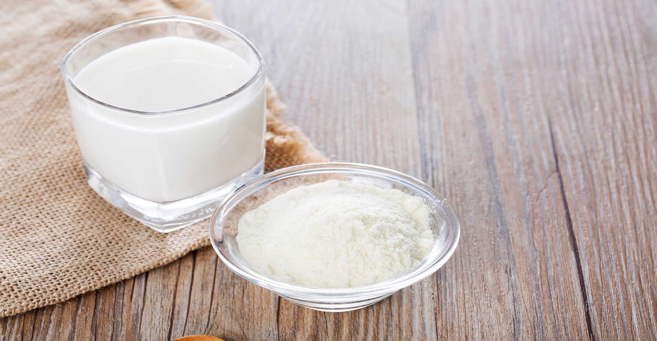 Milk Replacers Market Size,  Global Forecast to 2028
