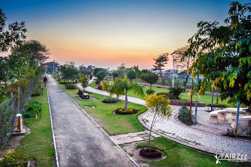 What Are the Benefits of Investing in Kingdom Valley