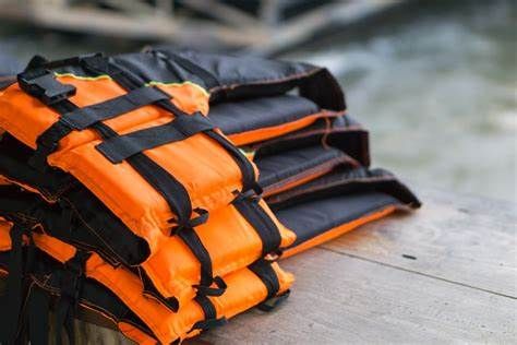 Personal Flotation Devices Market Share 2021–2028