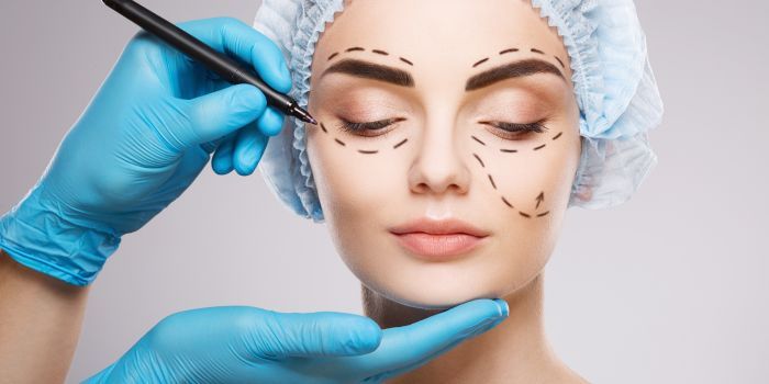 Plastic Surgeon in Greater Kailash - Expert Care by Dr. Anshumali Misra
