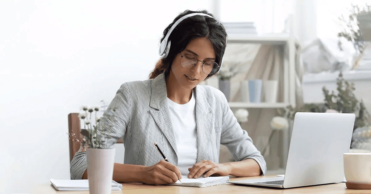 Product Knowledge Training: The Ultimate Guide for 2024