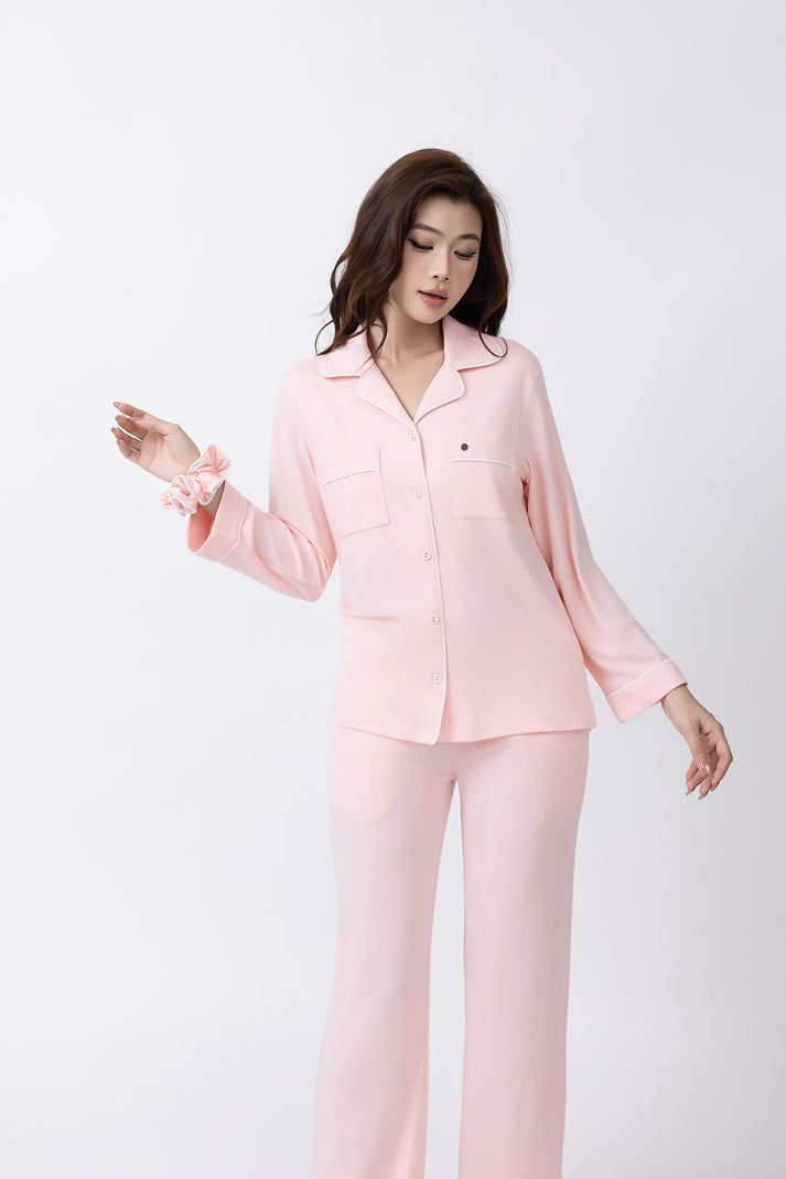 Why Loungewear in Singapore Is Perfect for Hot & Humid Weather