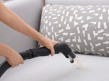 5 Benefits of Hiring Professional Upholstery Cleaning Services 