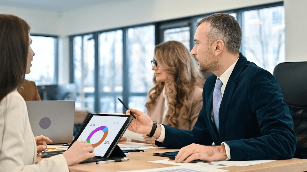 Improving Client Focus With Insurance Brokerage Software