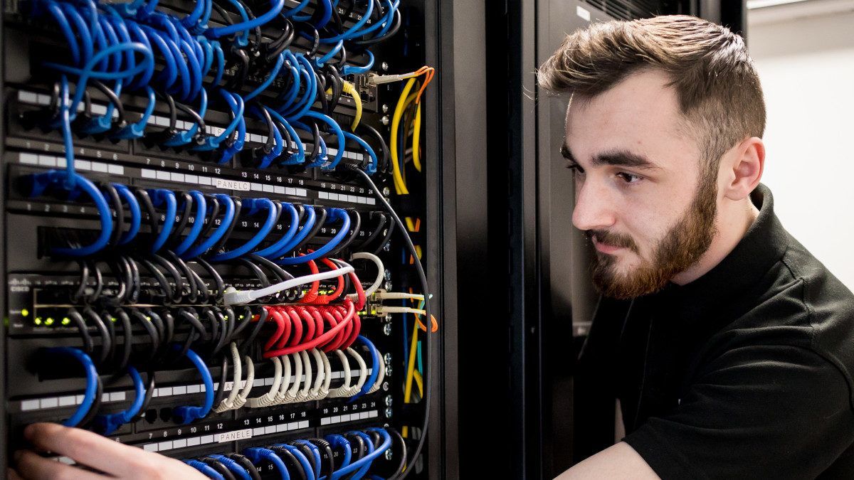 The Backbone of Understanding Structured Cabling Services

