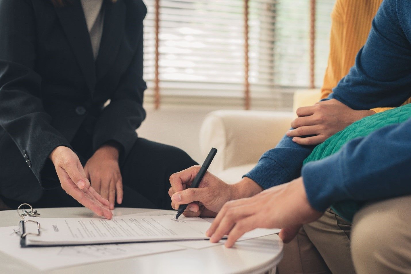 What Are the Best Ways to Find a Tax Advisor in Dubai?