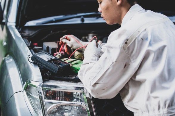 Under the Hood: Mastering Hyundai Repairs in Dubai's Dynamic 