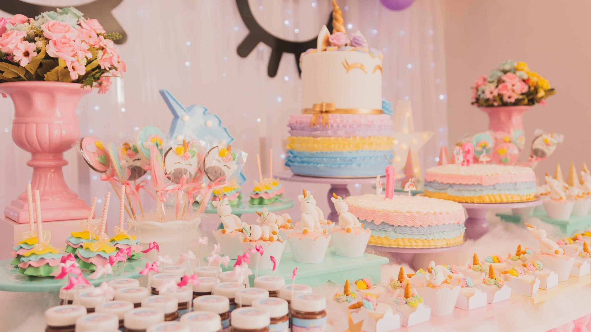 What Are the Benefits of Online Cake Orders in Ahmedabad? 