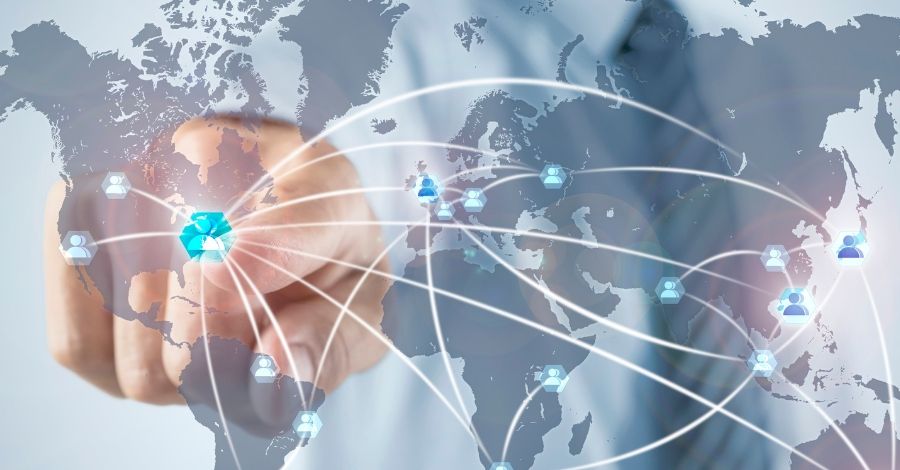 How to Target the Right Audience with Facebook Ads