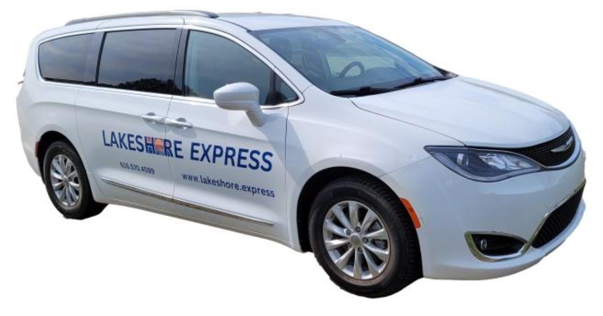 Your Gateway to Convenience: Grand Rapids Airport Shuttle

