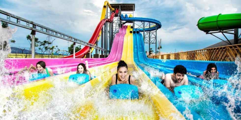Why Should You Take Your Office Colleagues to Water Park?