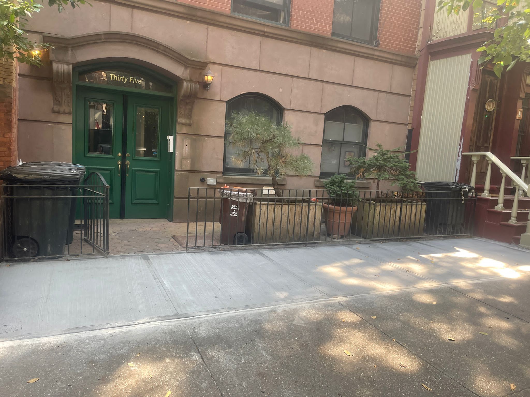 Sidewalk Repair Nyc: How to Fix and Prevent Sidewalk Damage