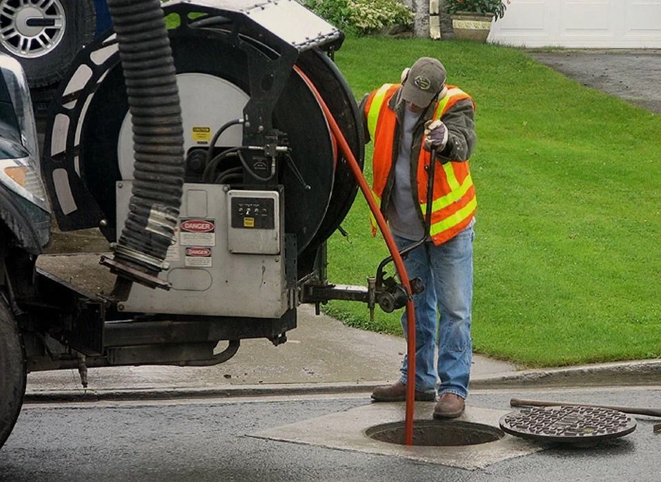 The Difference Between Sewer Cleaning and Sewer Repair